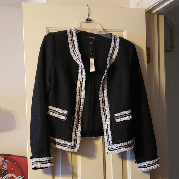 White House Black Market Black & White Jacket Size 4 NWT - Picture 1 of 7